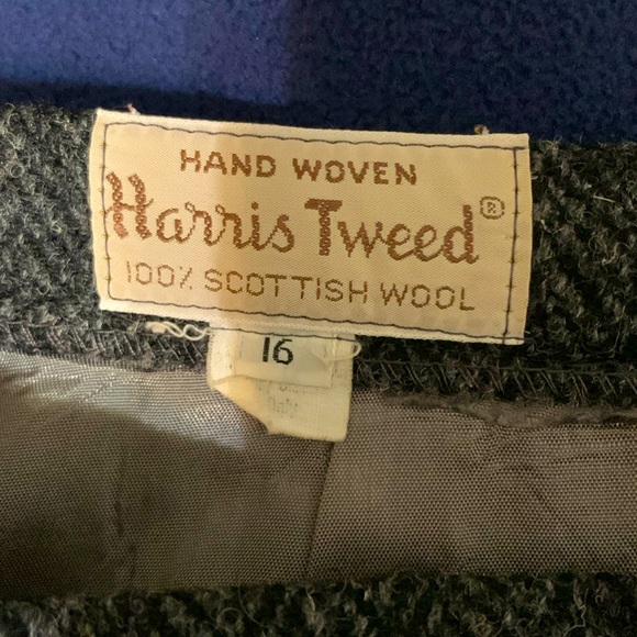 NWOT Hand woven Harris Tweed skirt 100% Scottish wool. Authentic  luxury.  Midi - Picture 2 of 6